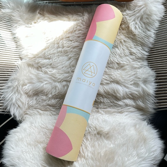NWT Maiya Yoga Mat - Padma Lotus - Picture 5 of 5